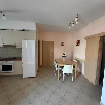 Cosy Family Apartament Biograd Na Moru