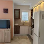 Cosy Family 比奥格勒·纳·莫鲁